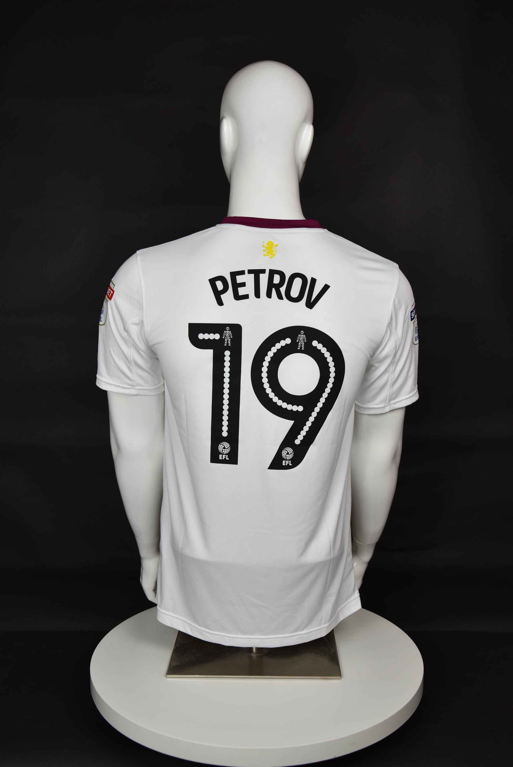 Стилиян Петров back photo