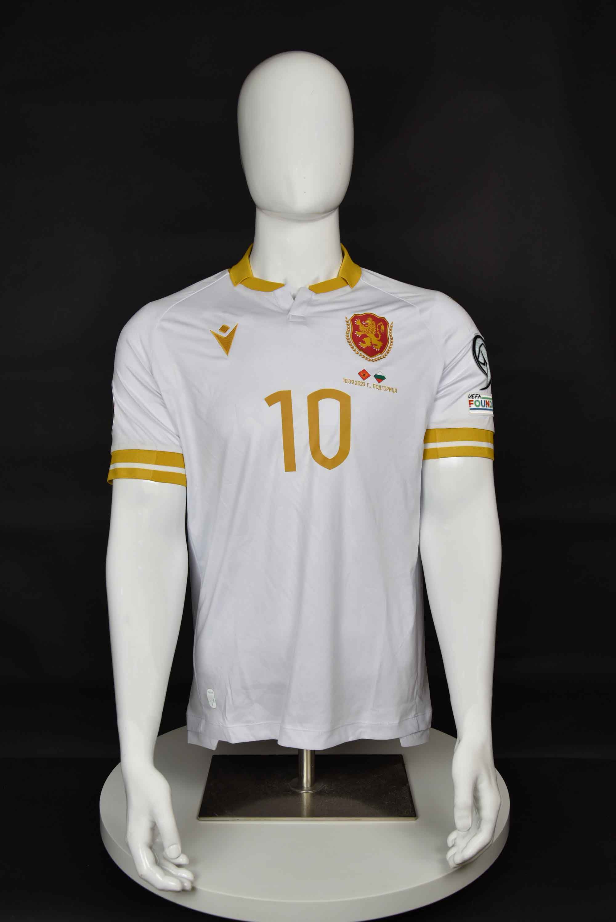 Георги Русев front photo