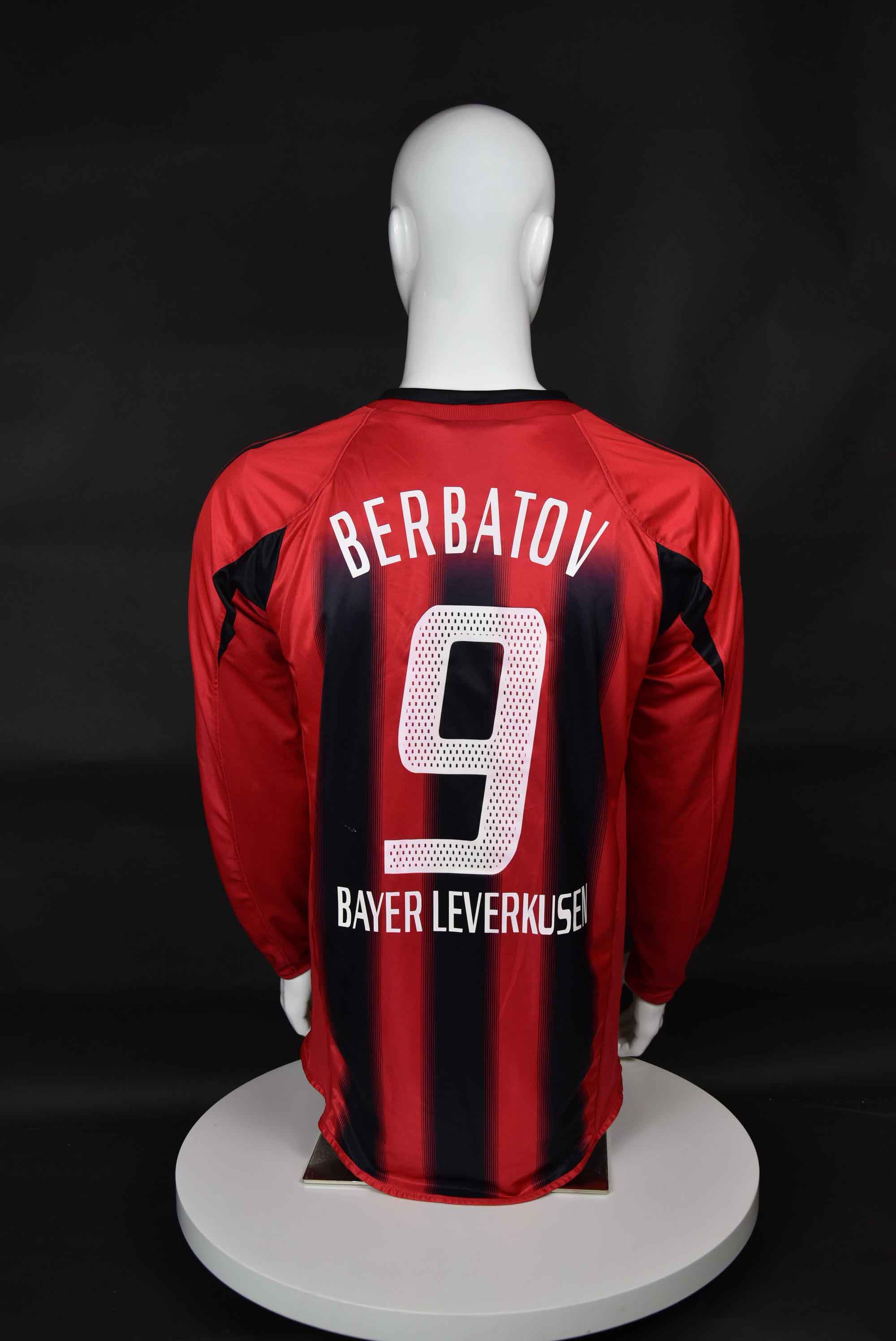 Димитър Бербатов back photo