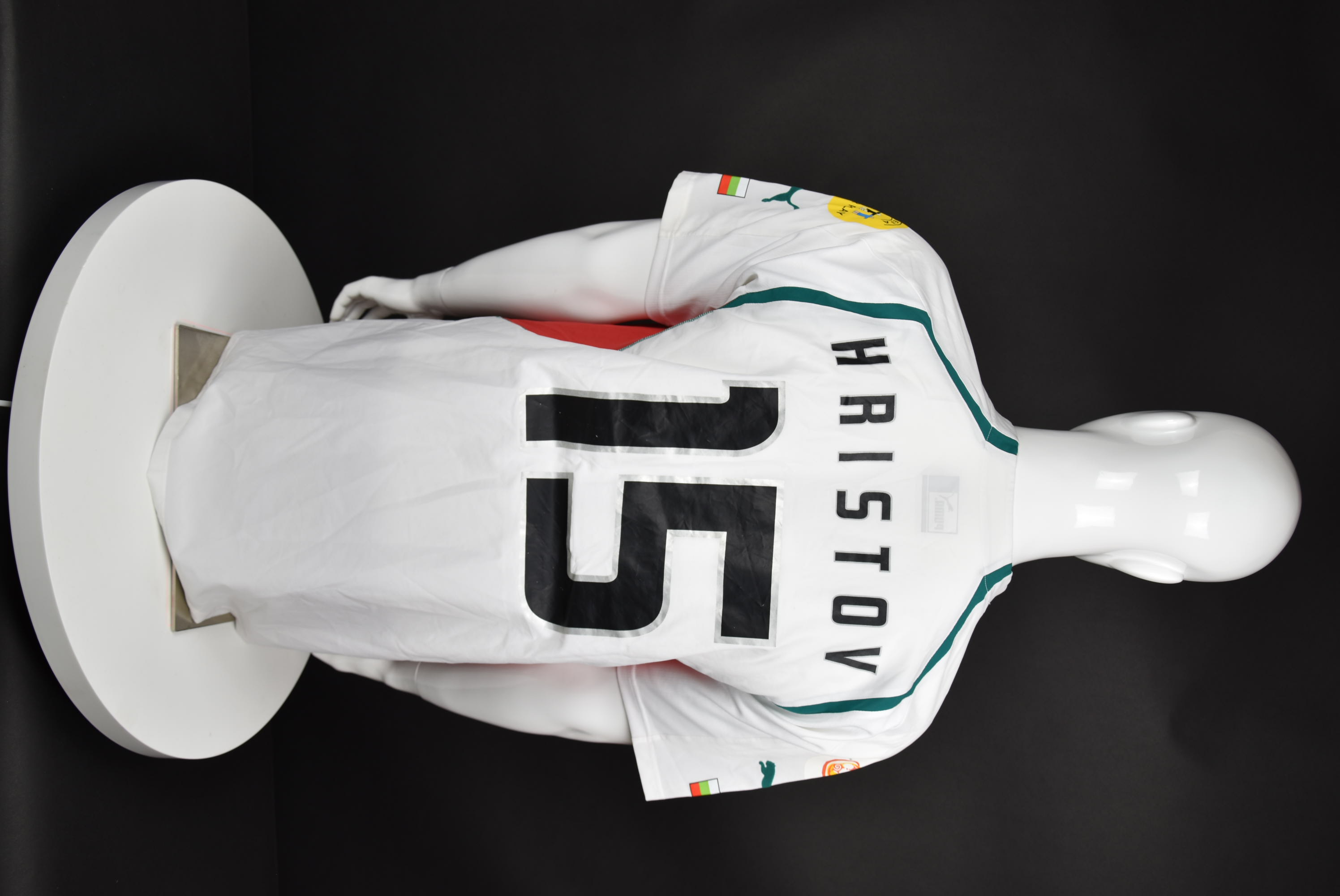 Мариян Христов back photo