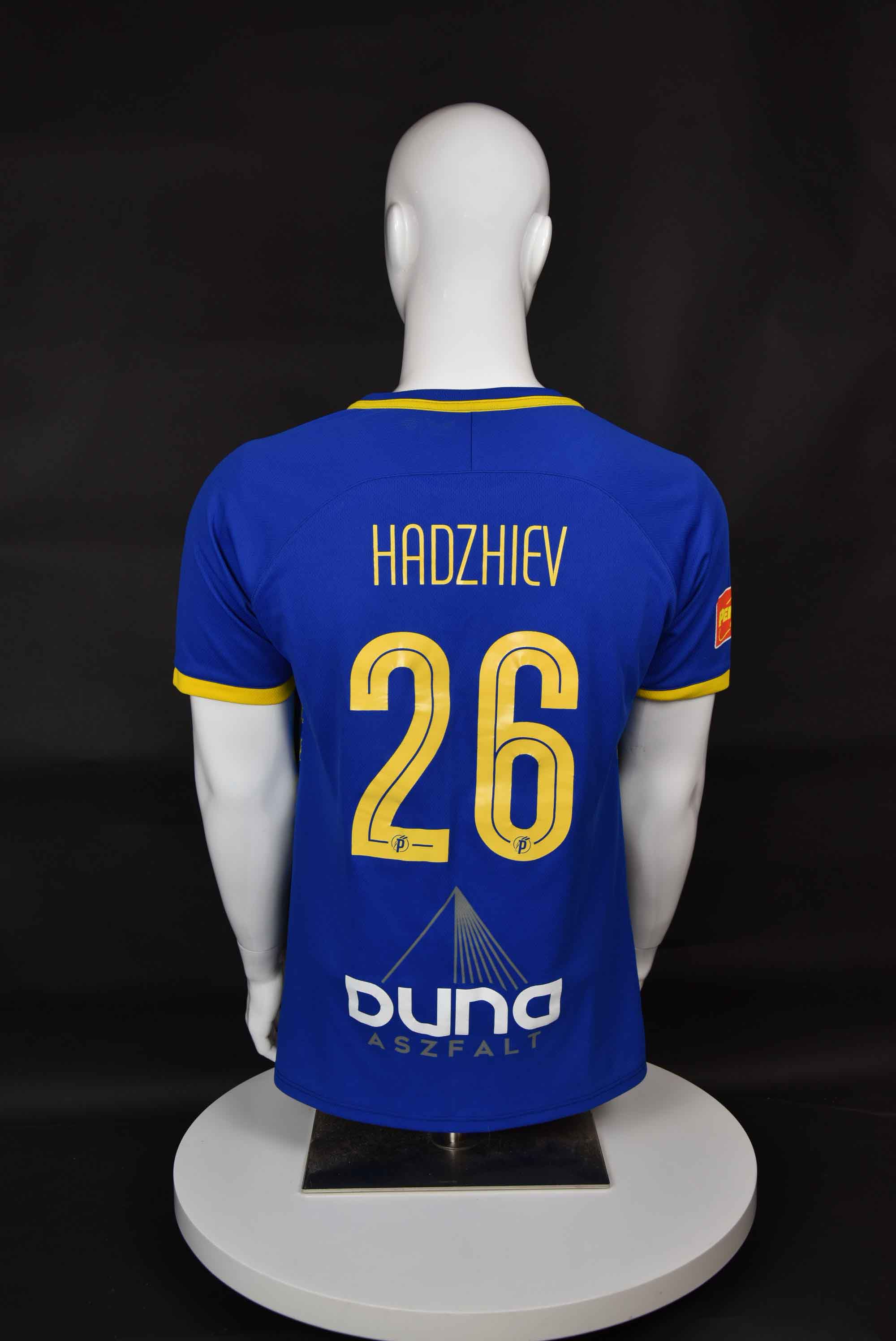 Камен Хаджиев back photo