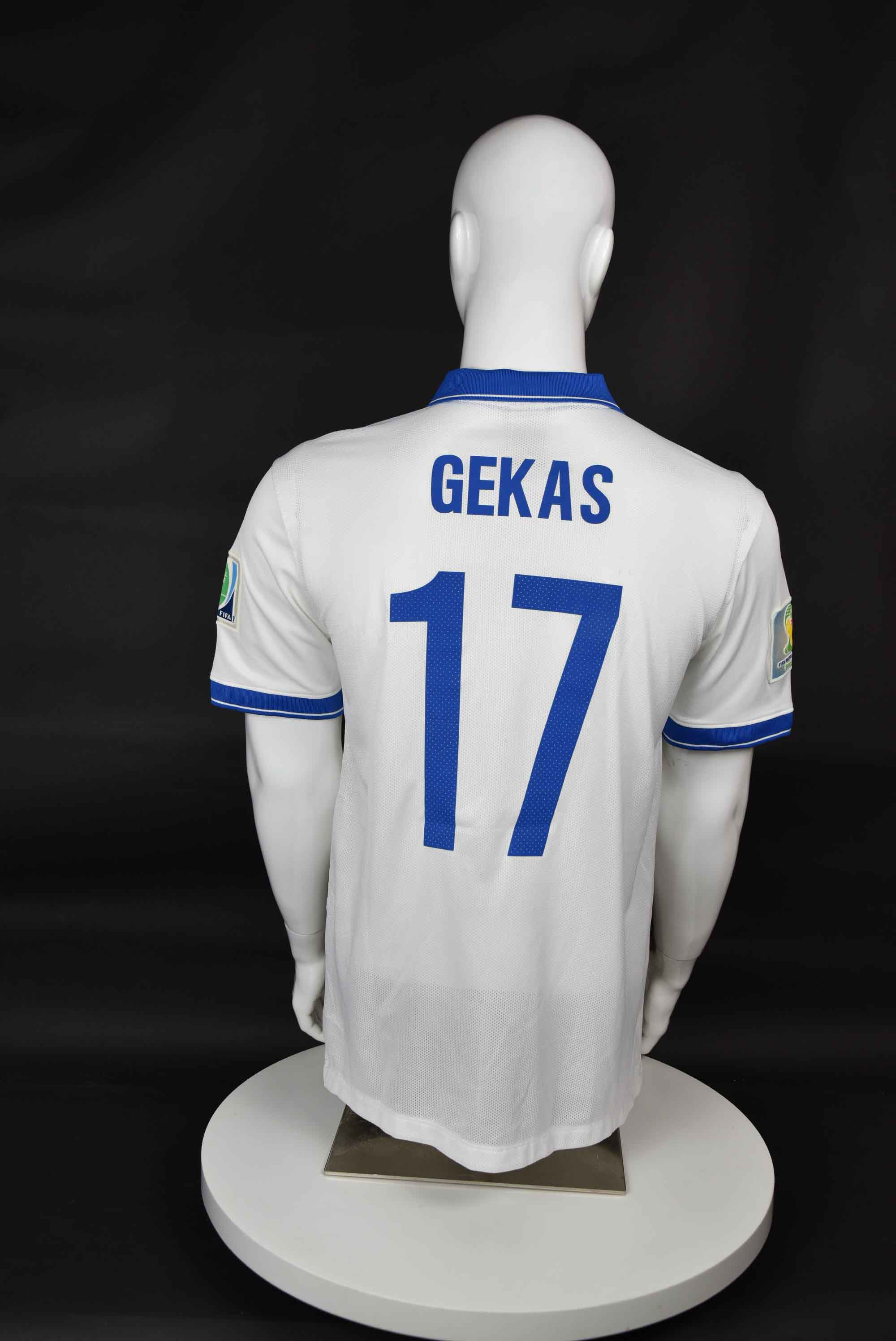 Теофанис Гекас back photo