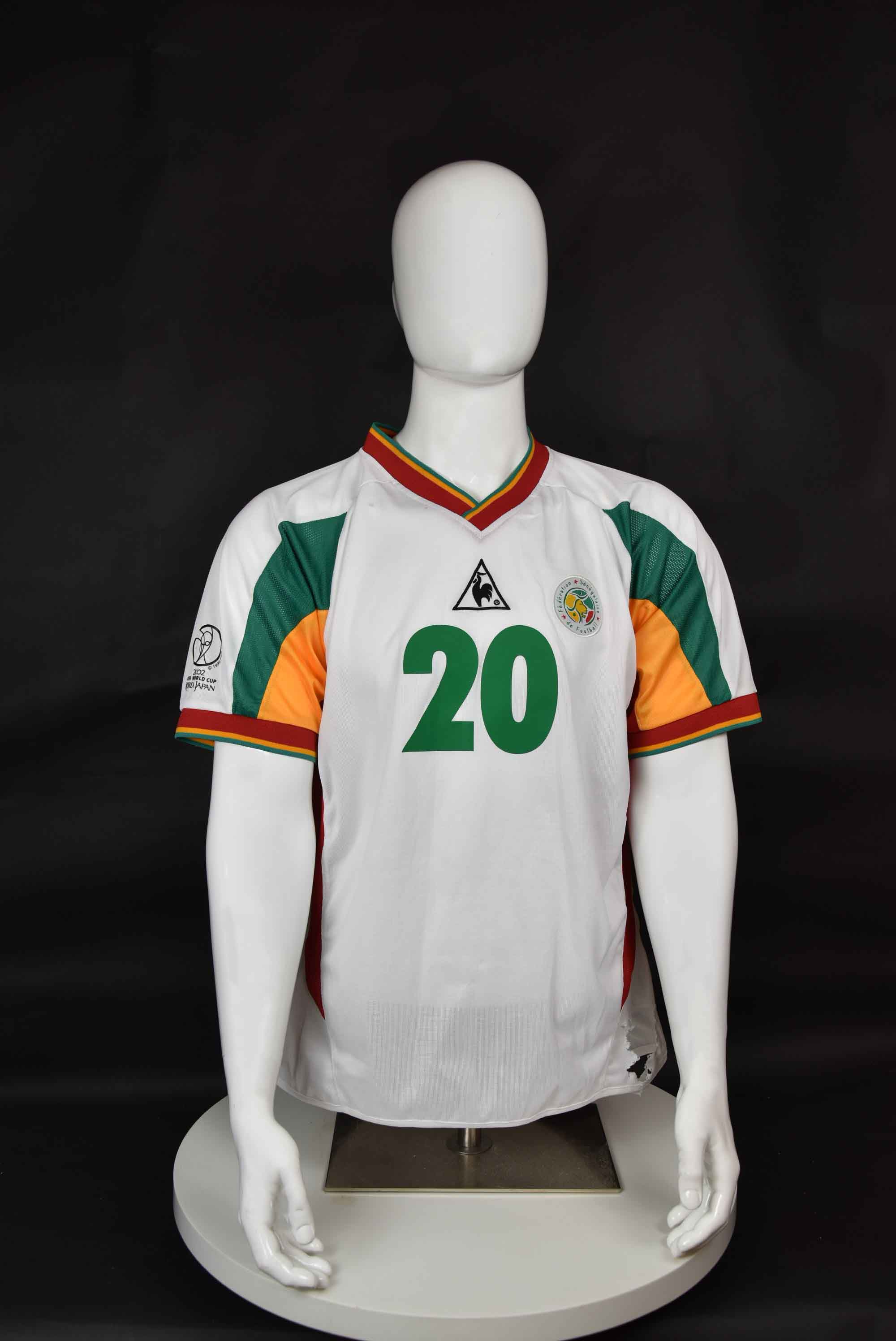 Силвaн Ндиайе front photo