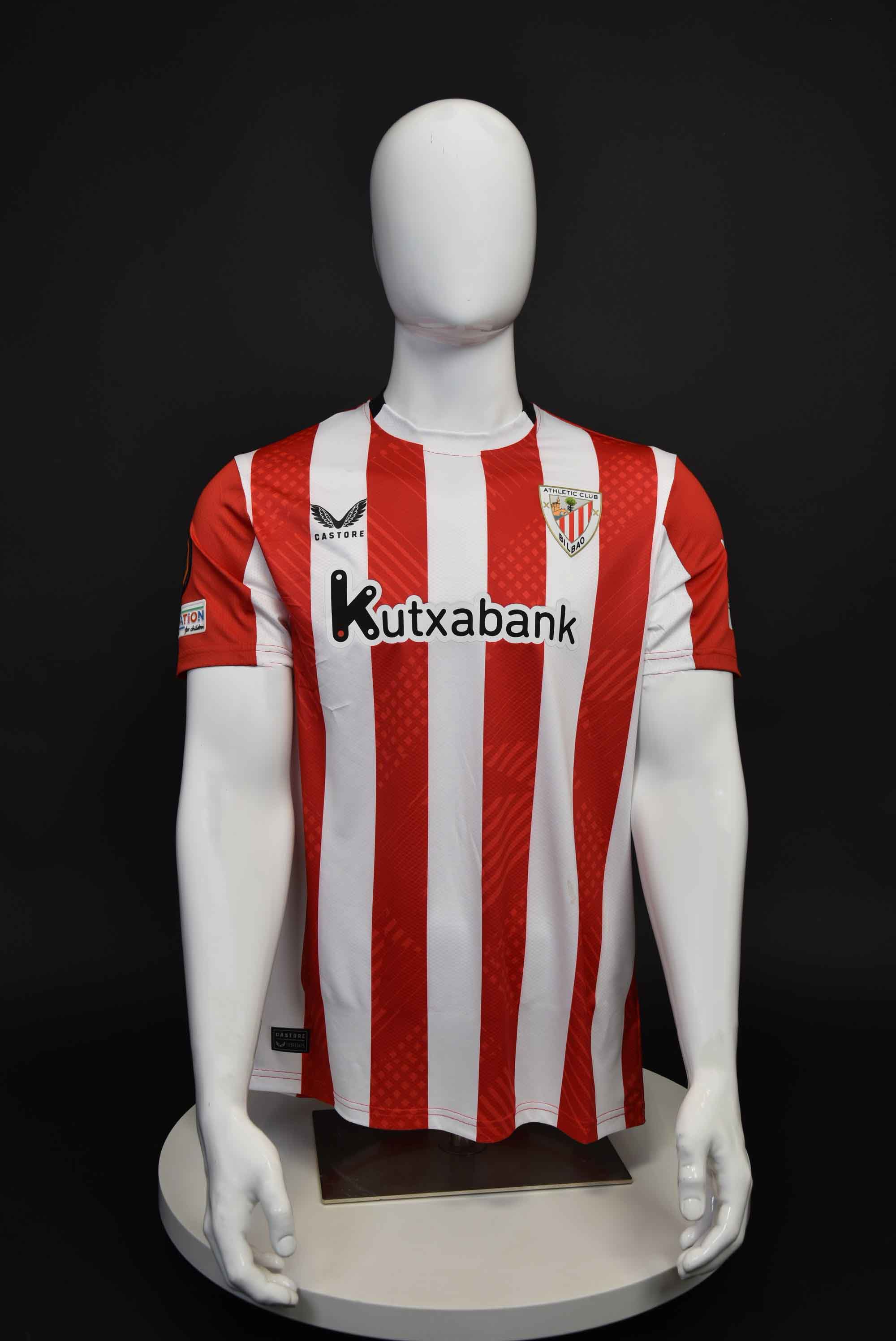 Даниел Вивиан front photo