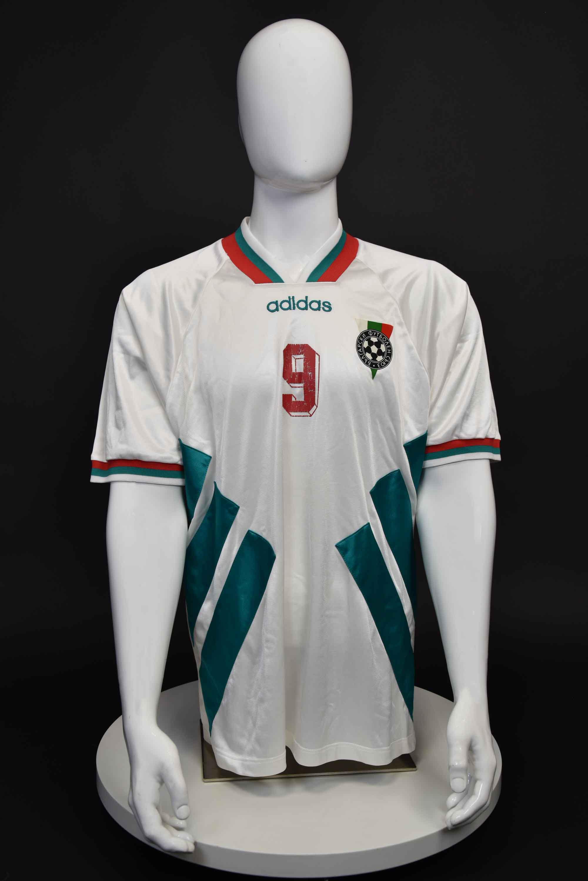 Йордан Лечков front photo