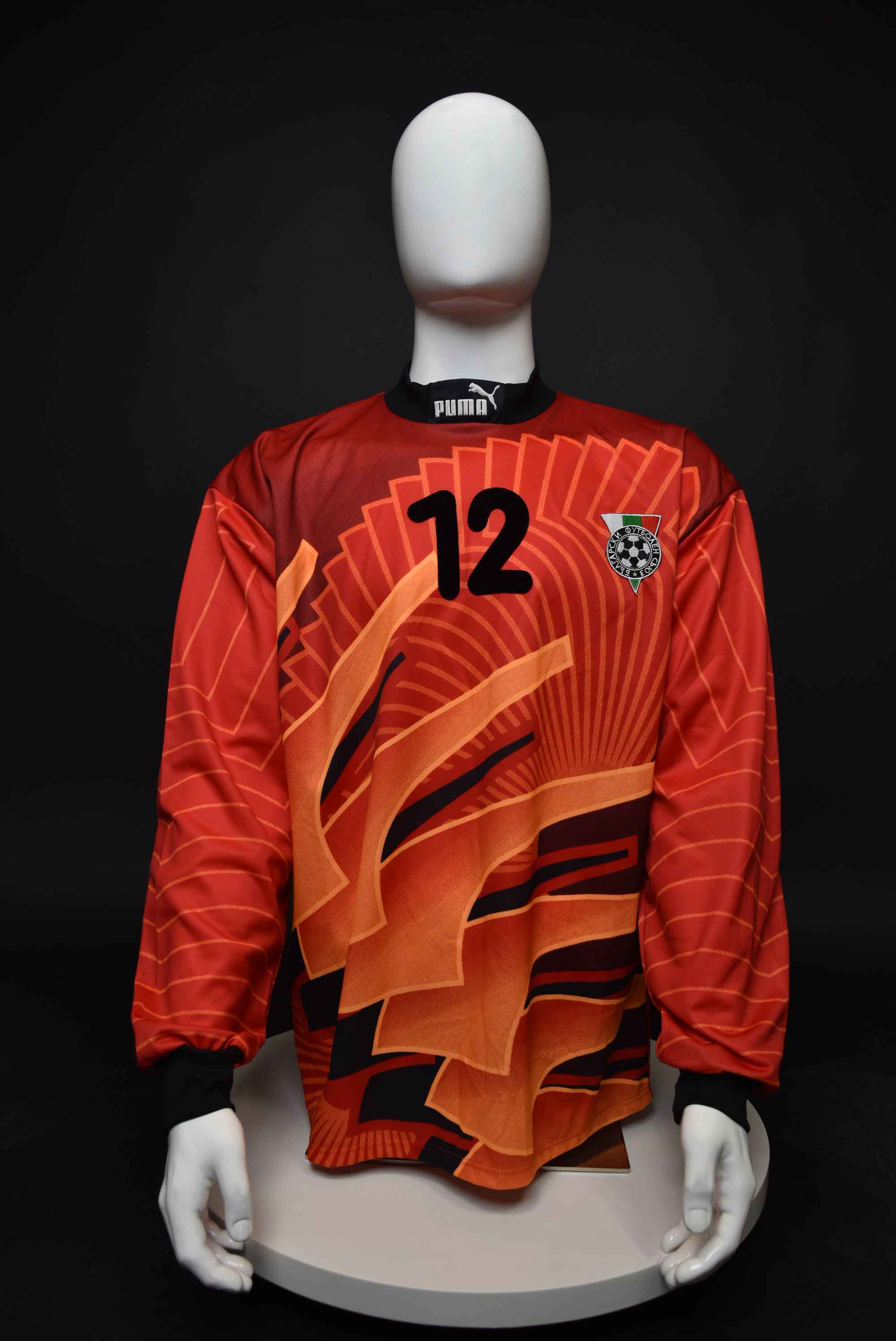 Димитър Попов front photo