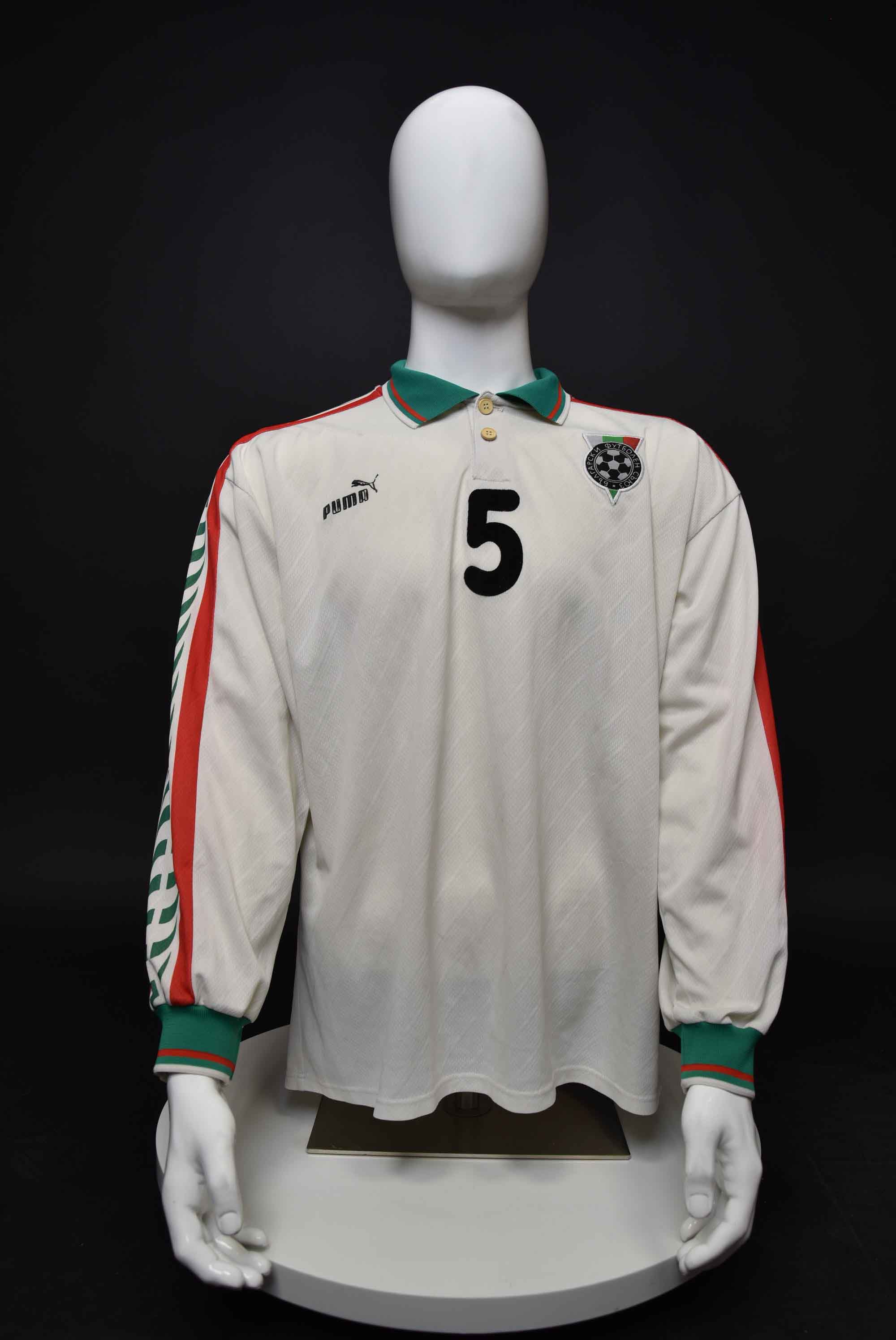 Петър Хубчев front photo